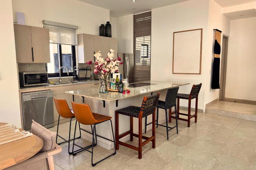 Casa Gallo, Heated Pool, Exclusive Beach & Great Location Cabo San Lucas Exteriör bild