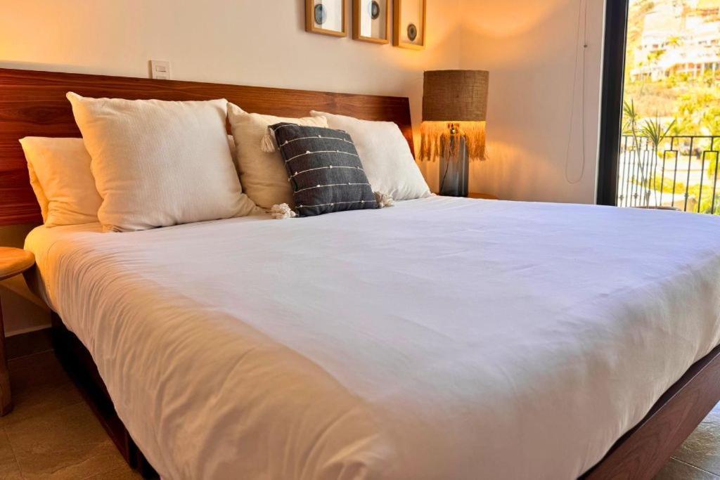 Casa Gallo, Heated Pool, Exclusive Beach & Great Location Cabo San Lucas Exteriör bild